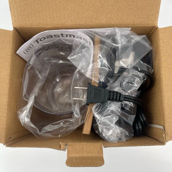 Toastmaster Immersion Blender TM-202IB | New Hand Blender with 25oz Blending Cup - Picture 10 of 12